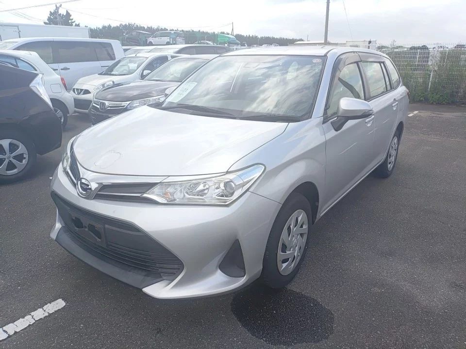 Toyota Corolla Fielder NZE164G 2018
